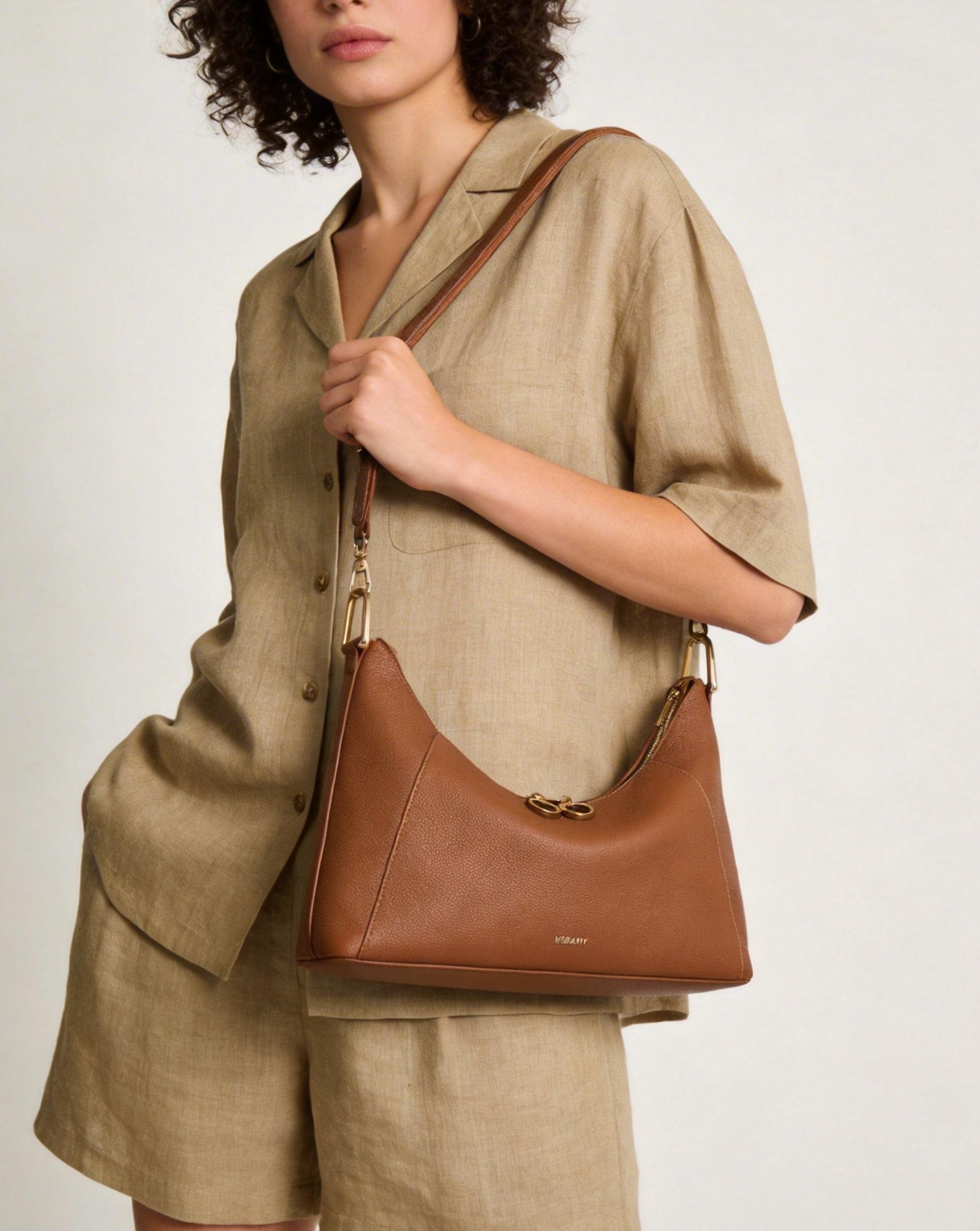 The Muse Hobo Bag （4.0L)  Brown