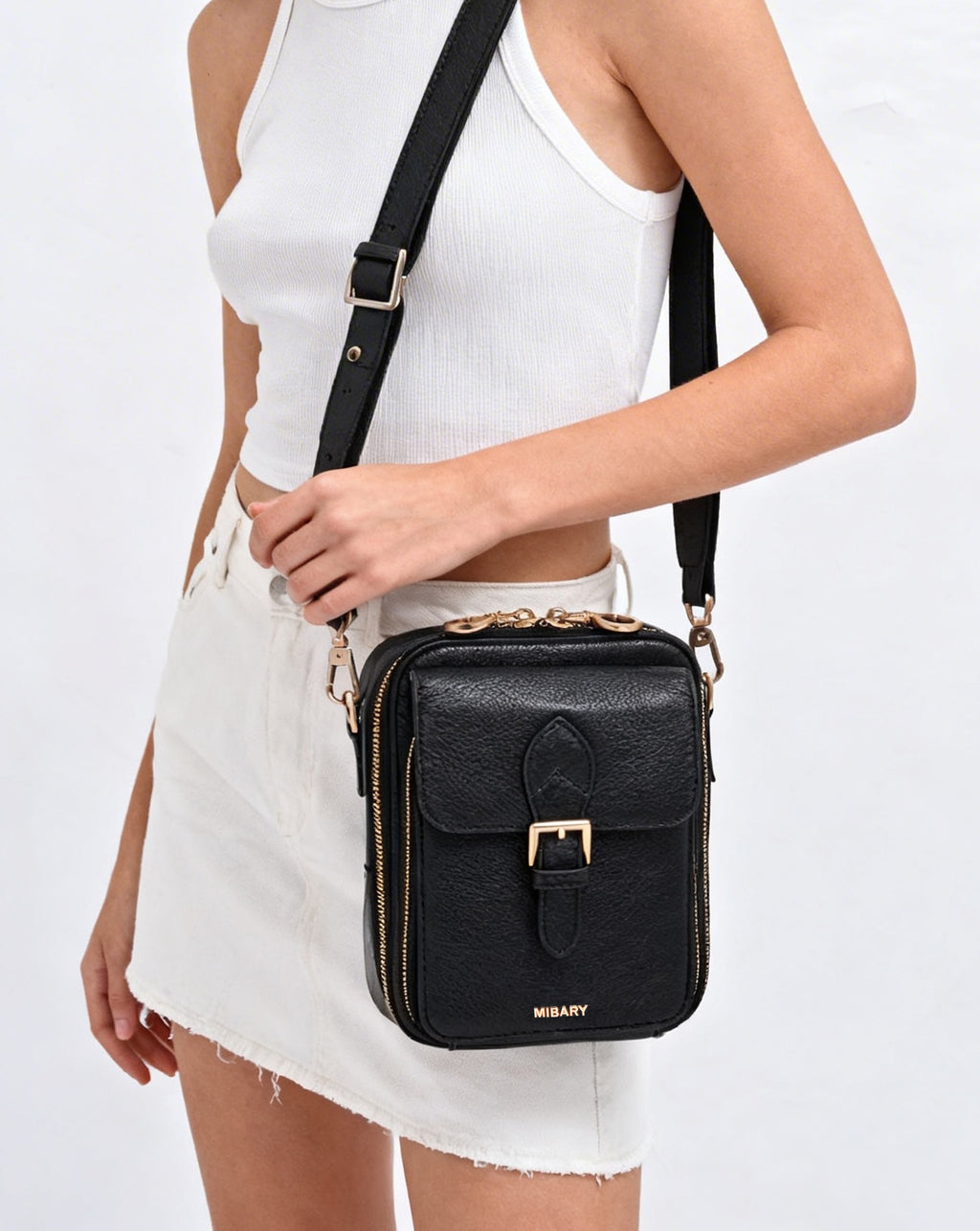 The Staple Shoulder Bag (2.0L) Black