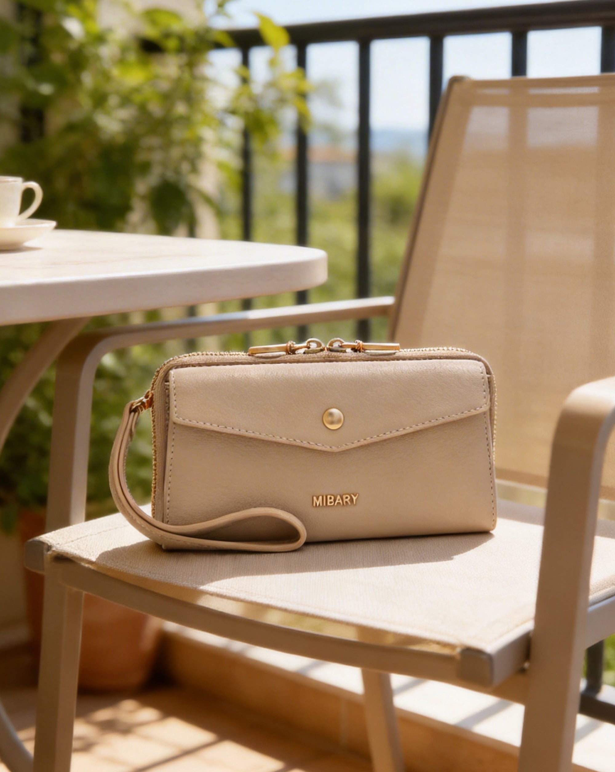 The Sentinel Wallet Bag（0.2L）Beige